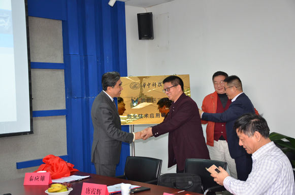 1-220106151T04E.jpg